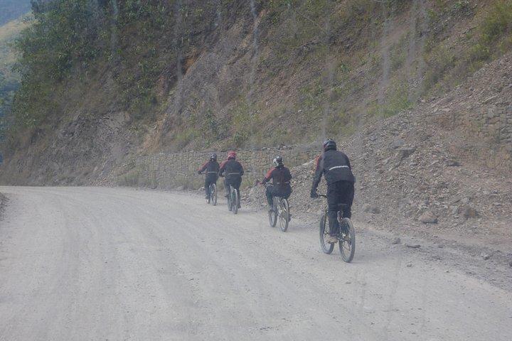 100% Adrenaline in the famous Death road Bolivia