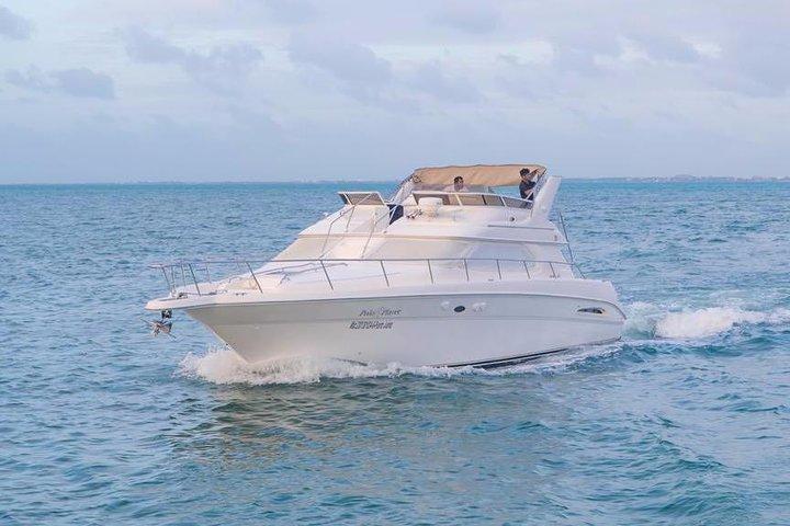 カンクン ヨット ツアー - SEARAY YACHT 46 FT サンセットに最適 15 PEOPLE MAX 25P9