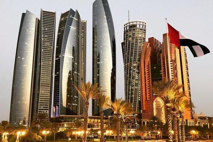 Visite privée de la ville d'Abu Dhabi avec le musée du Louvre et le café d'or à l'Emirates Palace