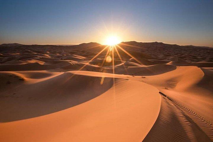 Excursão de 4 dias no deserto de Marrakech a Fes via Merzouga Sahara (Erg Chebbi)