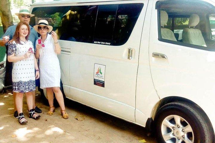 Udawalawe City til Hikkaduwa City Privat Transfer