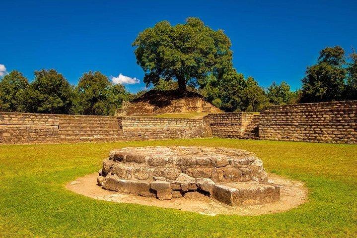 Besøg Maya-byen Iximche på en heldags privat tur