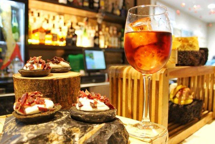 Pamplona Pintxo / Tapas Tour (5 pintxos)