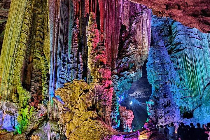 Excursão de 2 dias a Yangshuo com o barco de bambu Yulong e a cidade de Xingping