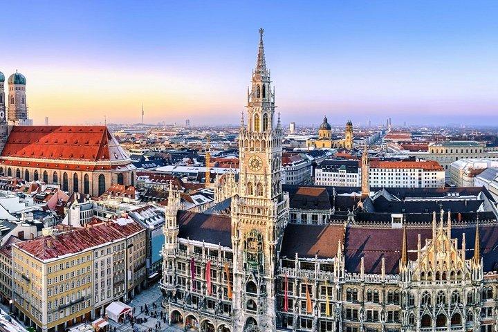 Transfert à l'arrivée : de l'aéroport de Munich MUC à Munich en van de luxe