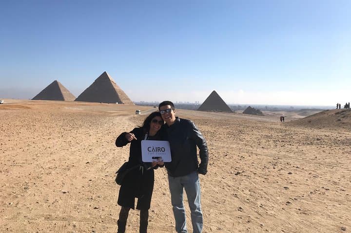 Full-Day Giza Pyramids and Egyptian Museum Private Tour