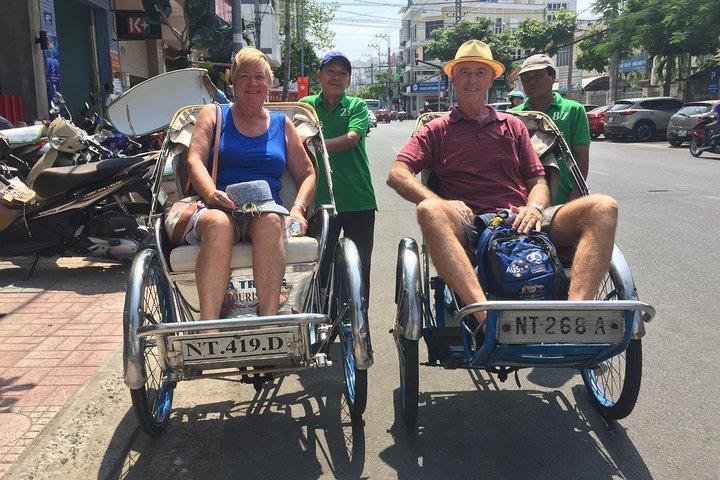 3時間のPedicab City Tourニャチャン