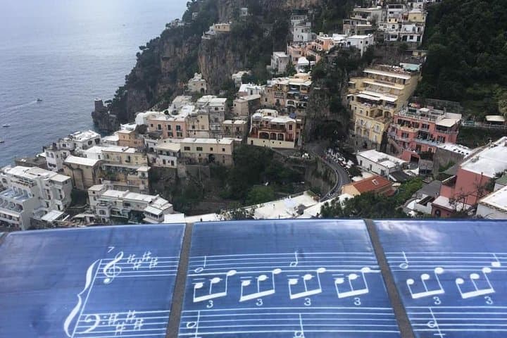 Private transfer from Naples to Positano with tour stop in Pompeii (2 hours)