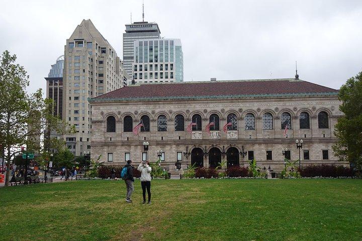 Excursão a pé autoguiada em Boston Back Bay e caça ao tesouro