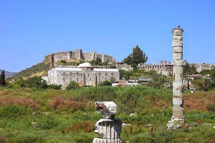 Tour guiado en grupo pequeño de Éfeso y la aldea de Sirince desde los hoteles de Kusadasi / Selçuk