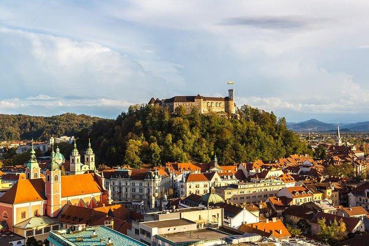 Privat dagstur til Ljubljana og Postojna-hulen fra Zagreb