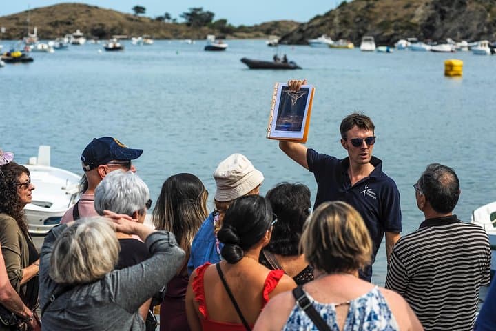 Dali Museum, House & Cadaques Small Group Tour from Barcelona