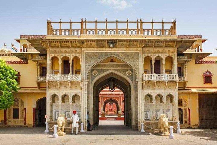 Visite privée du palais de Jaipur, de Hawa Mahal et de Jantar Mantar
