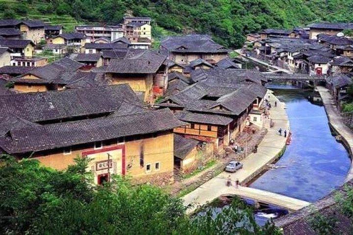Excursão de escala privada a Tianluokeng Tulou do aeroporto de Xiamen ou porto de cruzeiros