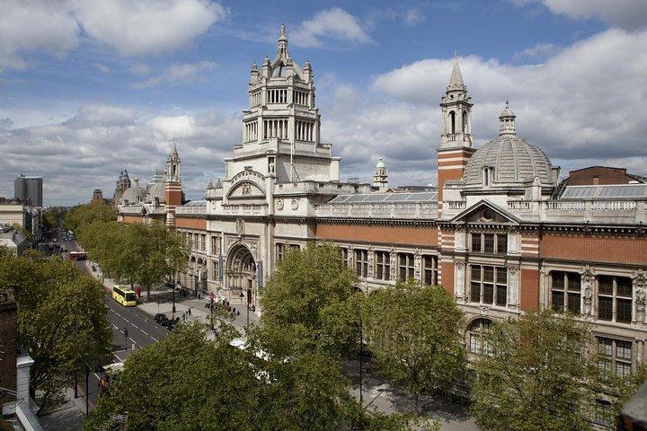 Private Guided Tour of The Victoria and Albert Museum - 3 Hour