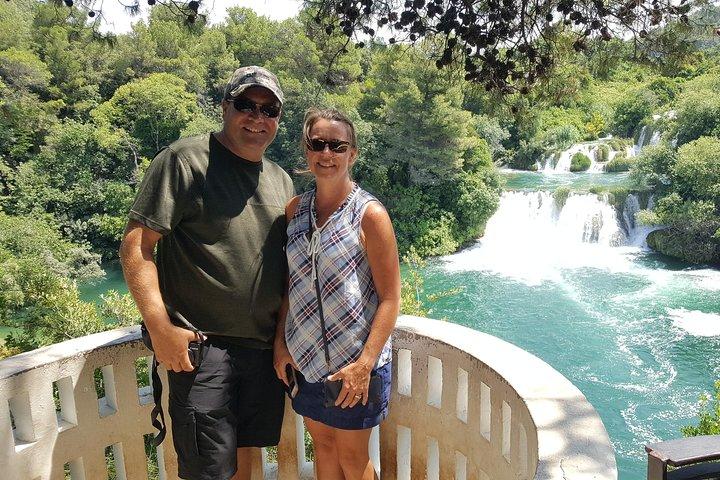 Private Krka-Wasserfalltour mit Zadar oder Sibenik (oder Weingut)