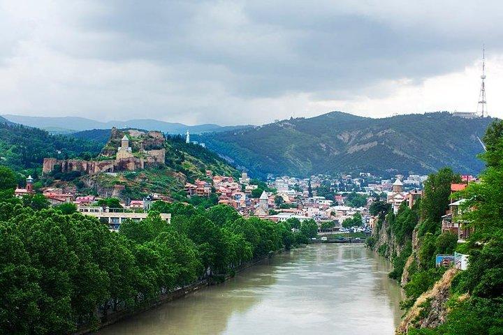 Da Tbilisi a Gudauri Navetta e trasferimento Servizio privato