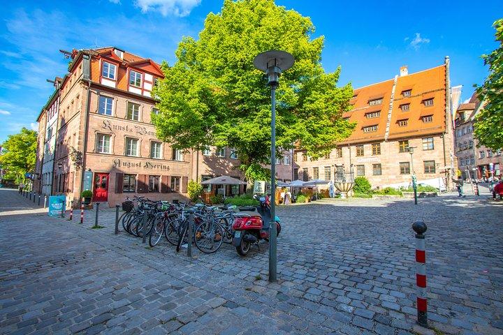 Explore el arte y la cultura de Nuremberg con un local
