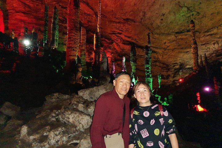 Excursão de 1 dia a Zhangjiajie: Grand Canyon com ponte de vidro e caverna do dragão amarelo