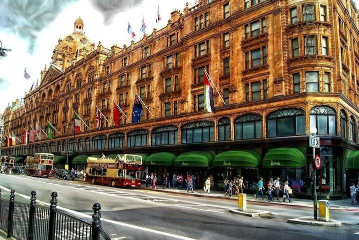 エグゼクティブ ラグジュアリー ビークル プライベートでのロンドンでのショッピング ツアー