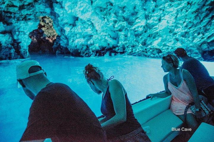 Caverna azul privada, Mamma Mia e Hvar, passeio pelas 5 ilhas saindo de Trogir