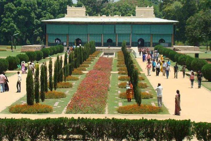 Mysore Day Out - Um dia experimental real com coleta, guia e carro particular