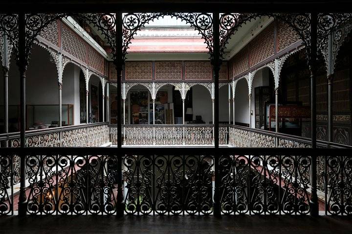 Blue Mansion, George Town