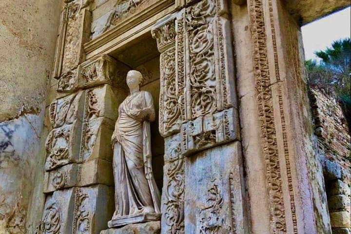 Ephesus Tour with Temple of Artemis and Sirince Village From Izmir