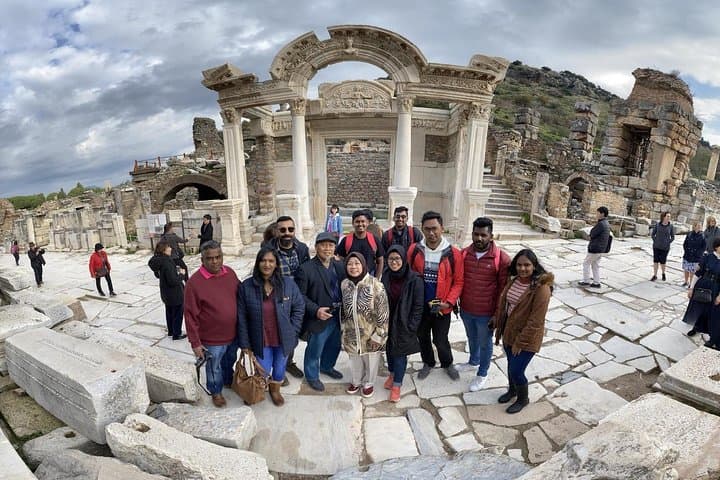 Ephesus Tour with Temple of Artemis and Sirince Village From Izmir