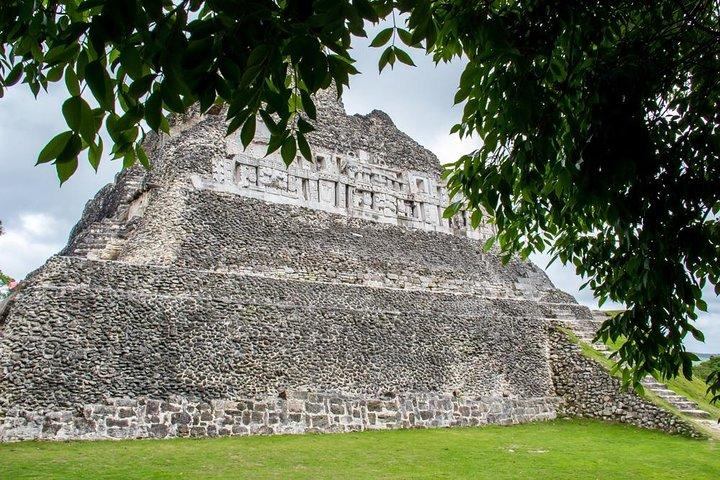 Xunantunich, e passeggiate a cavallo da San Ignacio