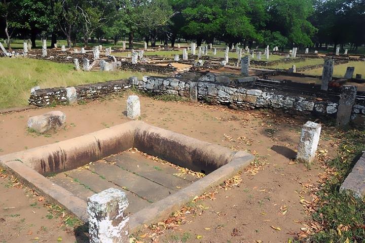 Mihintale TukTuk tour at Anuradhapura tuk tuk