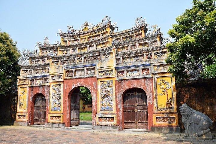 Hoi An: Imperial Hue e Hai Van Pass Tour de dia inteiro