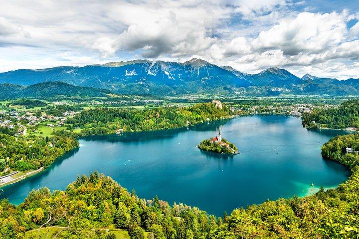 Postojna cave, Predjama castle and Lake bled from Ljubljana