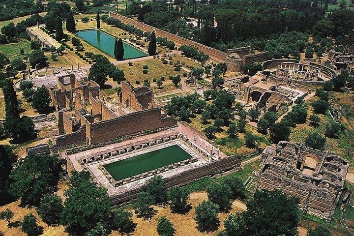 Visite privée de la villa d'Hadrien et de la villa d'Este à Tivoli au départ de Rome
