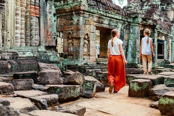Small Group Banteay Srei og Grand Circuit Temples - Full Day