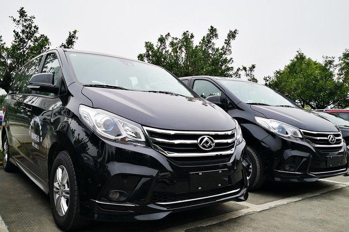 Utilisation d'une voiture privée pour le centre d'élevage de Chengdu Panda
