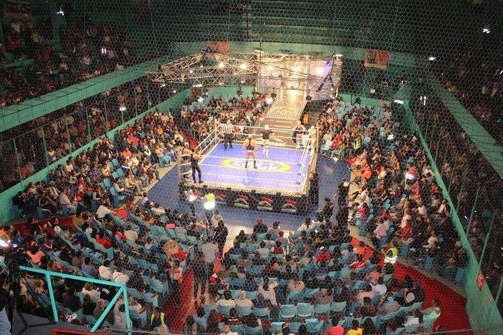 Puebla - Wrestling Tour (kun mandage)
