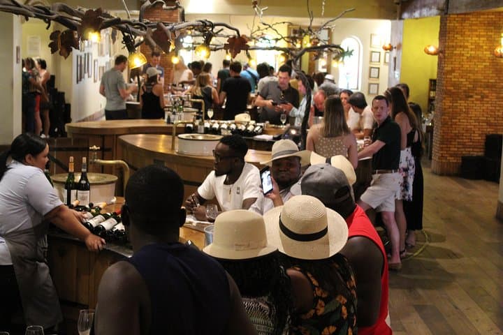 Private Wine tasting Cape Town Wineries Stellenbosch Franschoek Paarl full Day