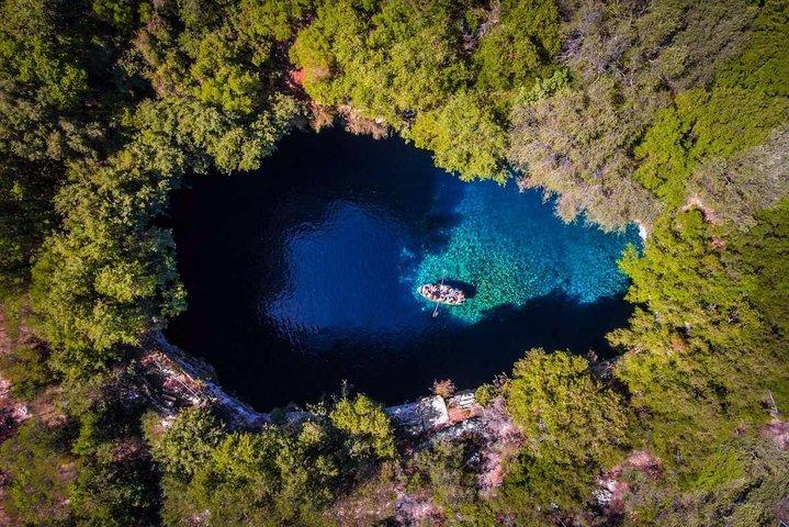 ドロガラティ洞窟、メリッサニ湖&ミュルトスビーチと地元民の歓喜