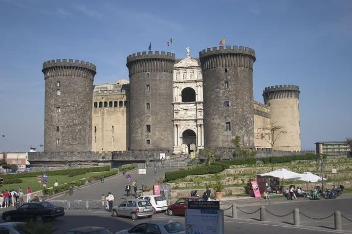 Incredible Naples: Private Walking Tour with Expert Local Guide