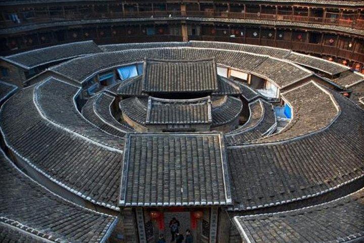 Excursion d'une journée complète à Yongding Tulou au départ de Xiamen avec déjeuner chinois