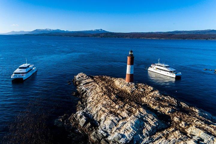 Navigation i Beagle Channel med minitrekking USHUAIA