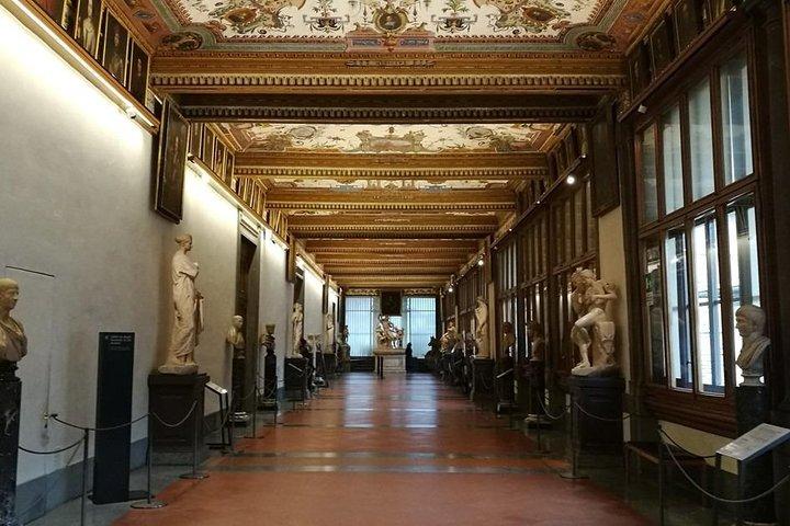 Tour privato della Galleria degli Uffizi con una Guida Esperta locale