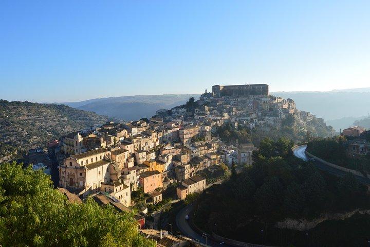 Sicilia sconosciuta: Ragusa - Modica - Scicli - Castello di Donnafugata da Taormina