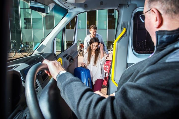Amsterdam Airport Arrival Transfer (Airport to Amsterdam Hotel or Address)