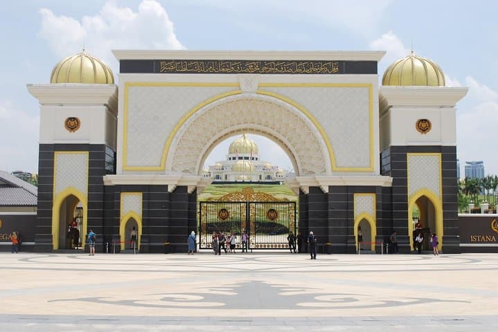 Kuala Lumpur City Tour (8-Hrs)