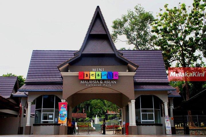 Historische und historische Melaka Tour