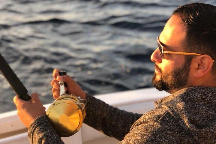 Barca da pesca privata mezza giornata!