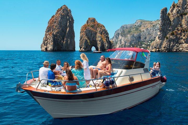 Semi-Private Capri Boat Tour with Snorkeling & Island Visit