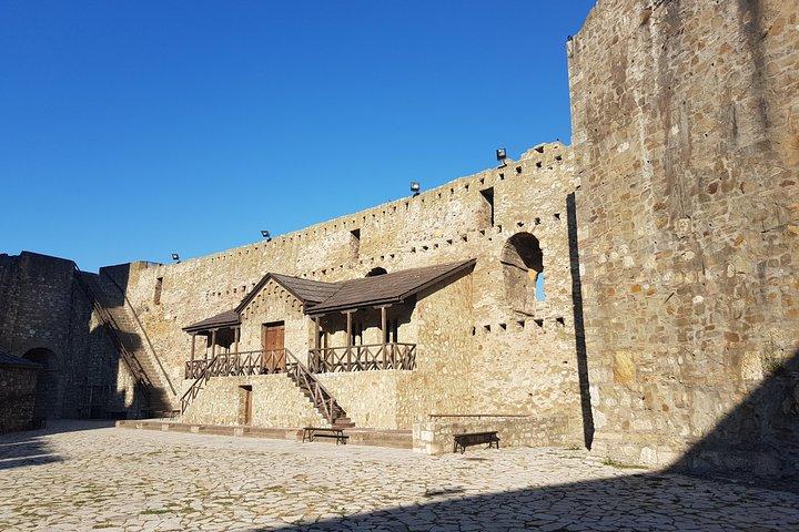 Golubac e Viminaciium tour de Belgrado